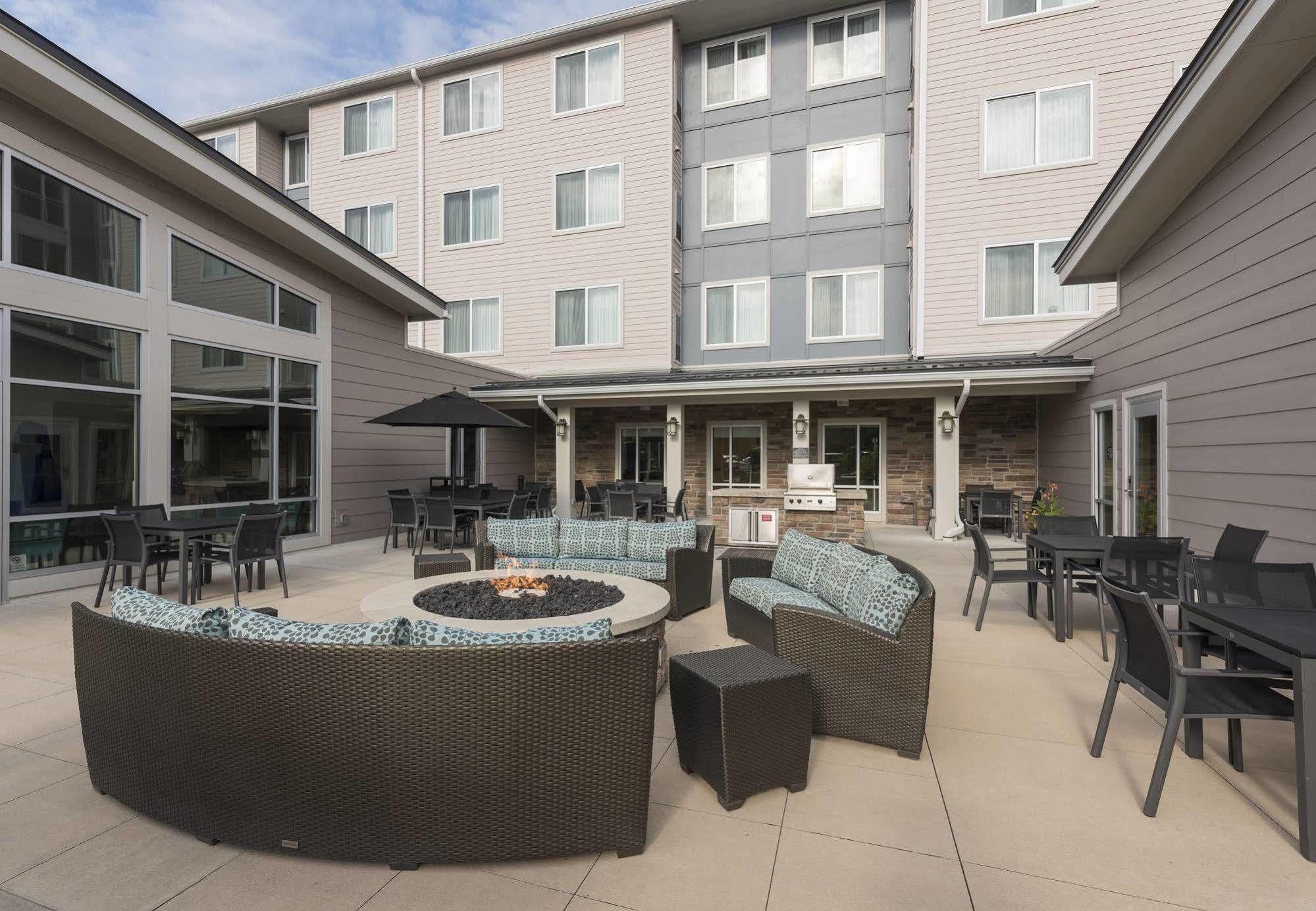 Residence Inn By Marriott Grand Rapids Airport Exterior foto